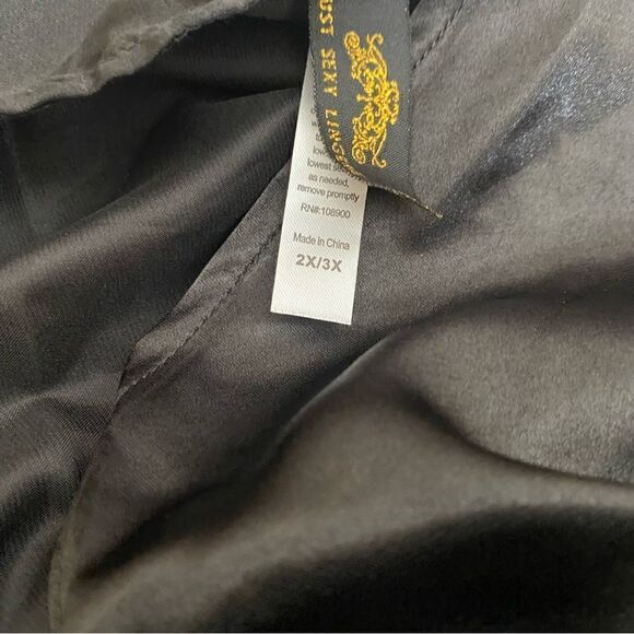 Black Satin Robe Just Sexy Sz 2X/3X NWT - Picture 7 of 9